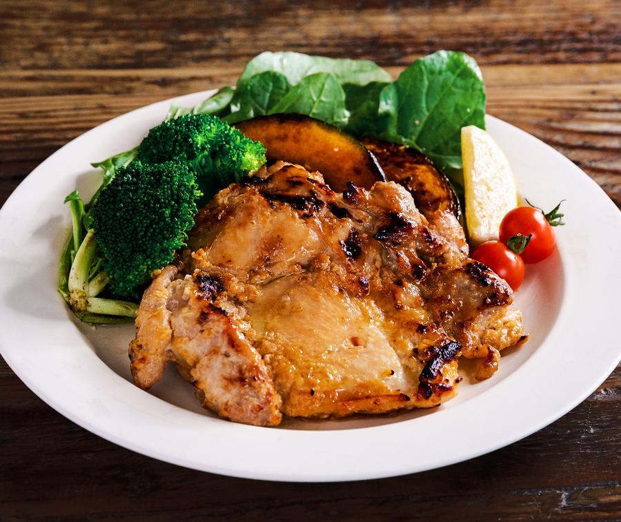 皮なし鶏モモ肉のステーキセット
